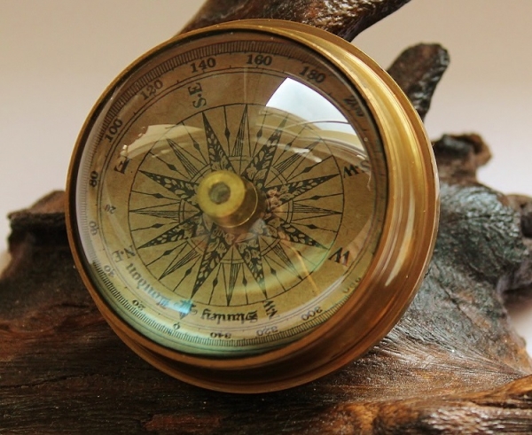 Kompass mit Domglas Ø: 6 cm